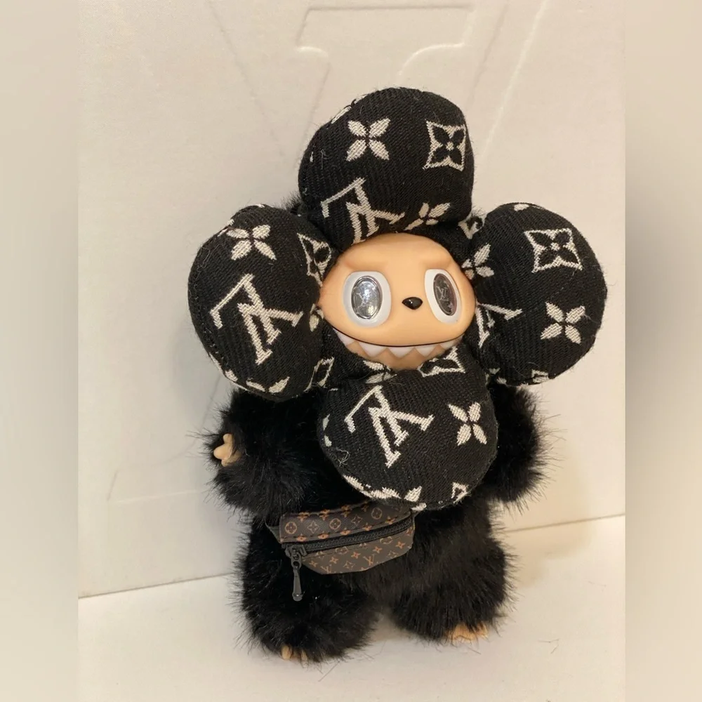 Custom Labubu - Picture 2 of 6